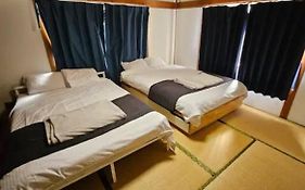 博多駅徒歩8分の古民家ホテル